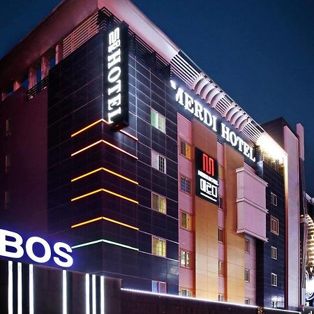 Merdi Hotel Suwon Eksteriør billede